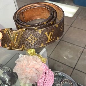 Louis Vuitton belt